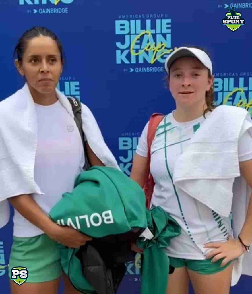 Zeballos (izq.) y Trigosso tras ganar su partido:FOTO: FBT