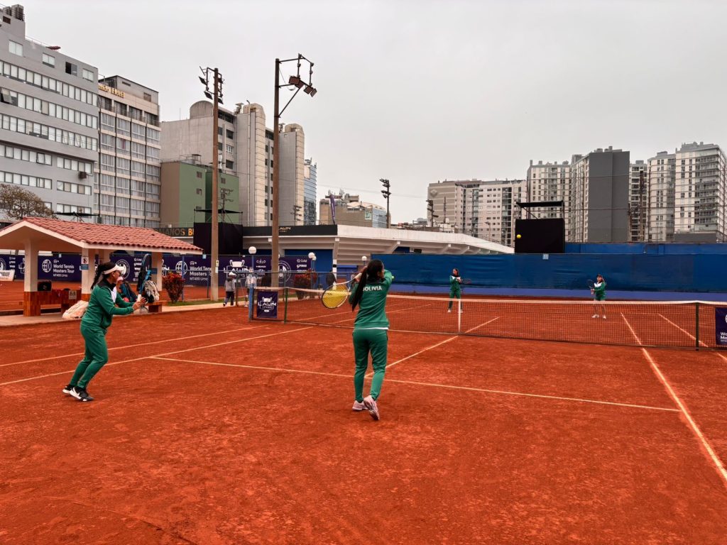La selección boliviana en Lima. Crédito: Federación Boliviana de Tenis