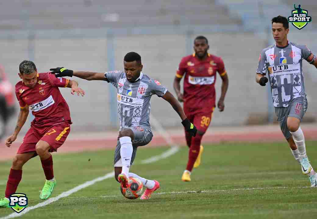 C.D.T. Real Oruro vs. Independiente: FOTO: JHONNY CONDORI PLUS SPORT