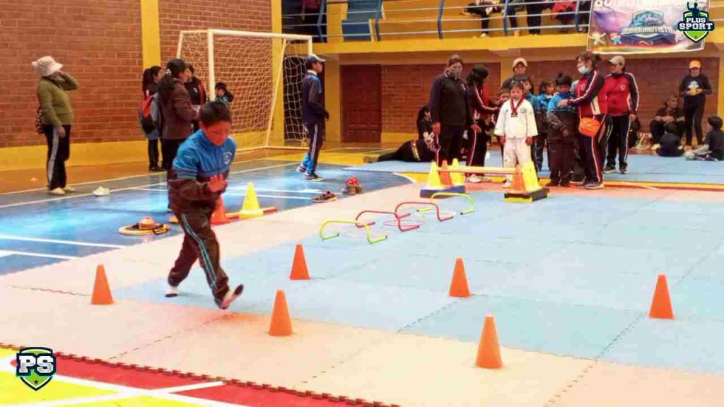 Los niños demostraron sus aptitudes en el deporte: FOTO: PLUS SPORT