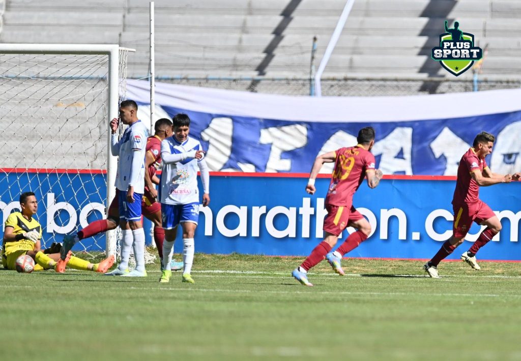 C.D.T. Real Oruro vs. G.V. San José: FOTO: JHONNY CONDORI PLUS SPORT