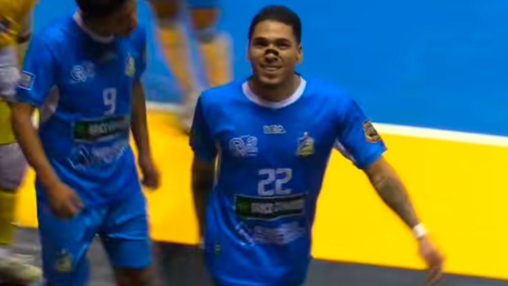 Córdova se impone en un final de infarto ante Fantasmas M.H. en Oruro (5-6)