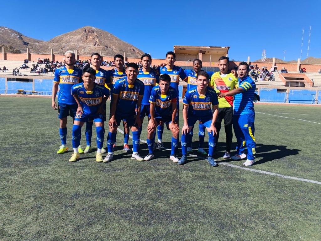 EM Huanuni se lleva un vibrante triunfo por 3-2 ante Atlético Sucre